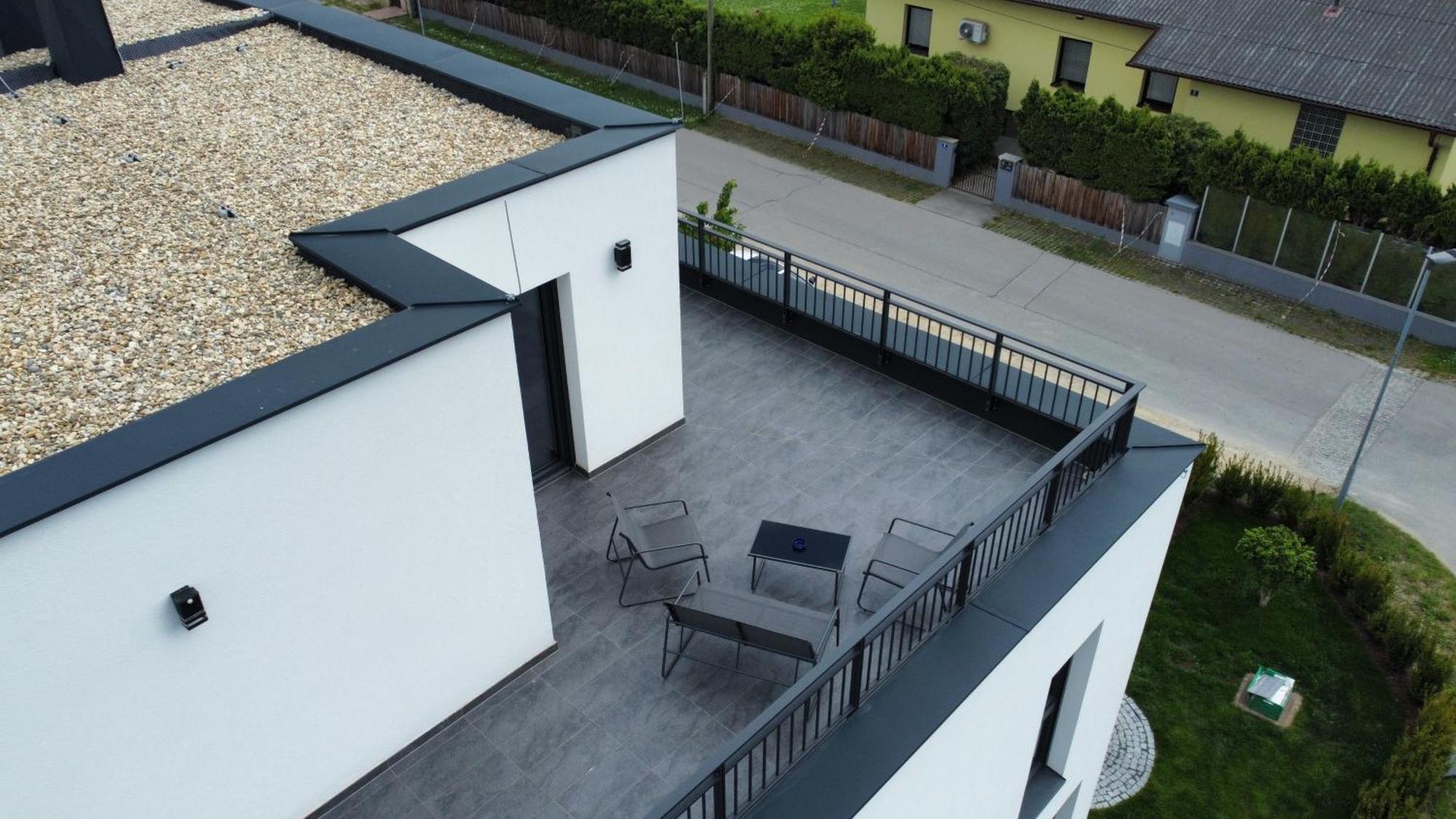 Ferienwohnung Weisses Haus Gerasdorf bei Wien Exterior foto