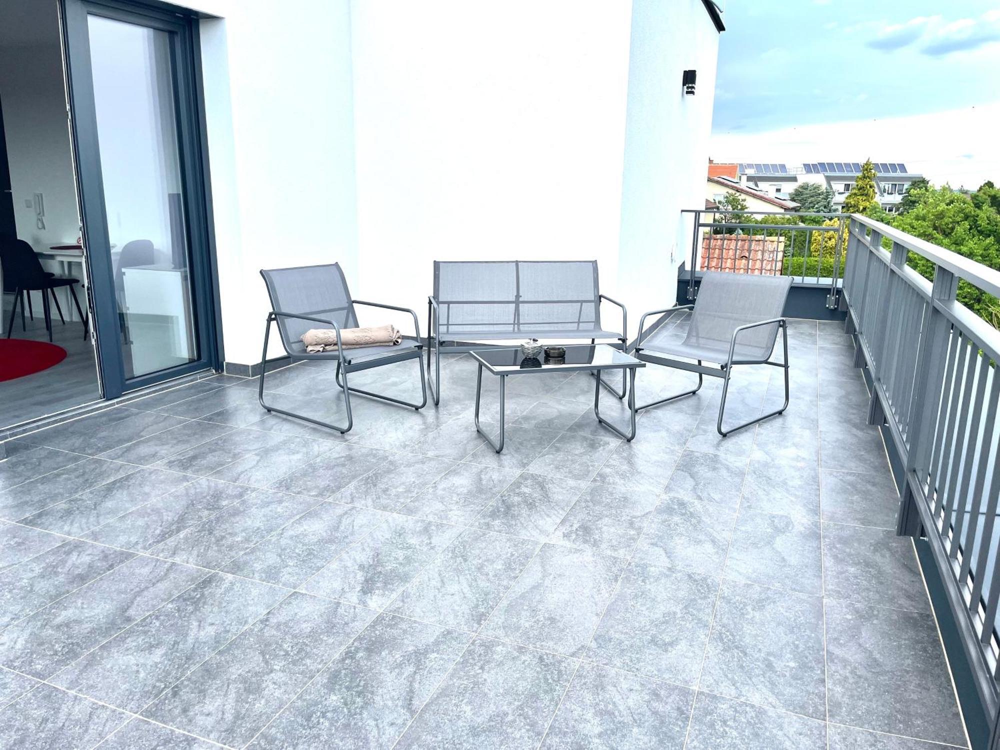 Ferienwohnung Weisses Haus Gerasdorf bei Wien Exterior foto